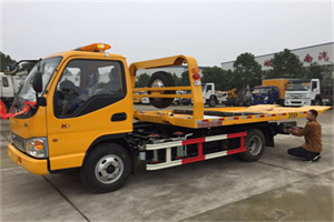 海南哪里有拖车服务